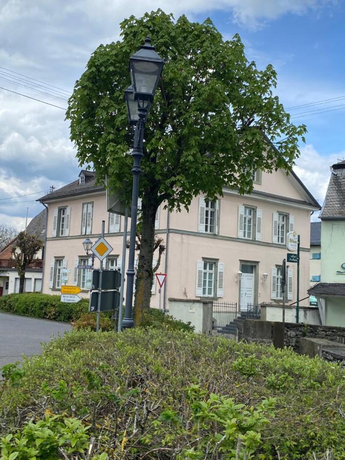 Hotel St. Hubertus Wallmerod エクステリア 写真
