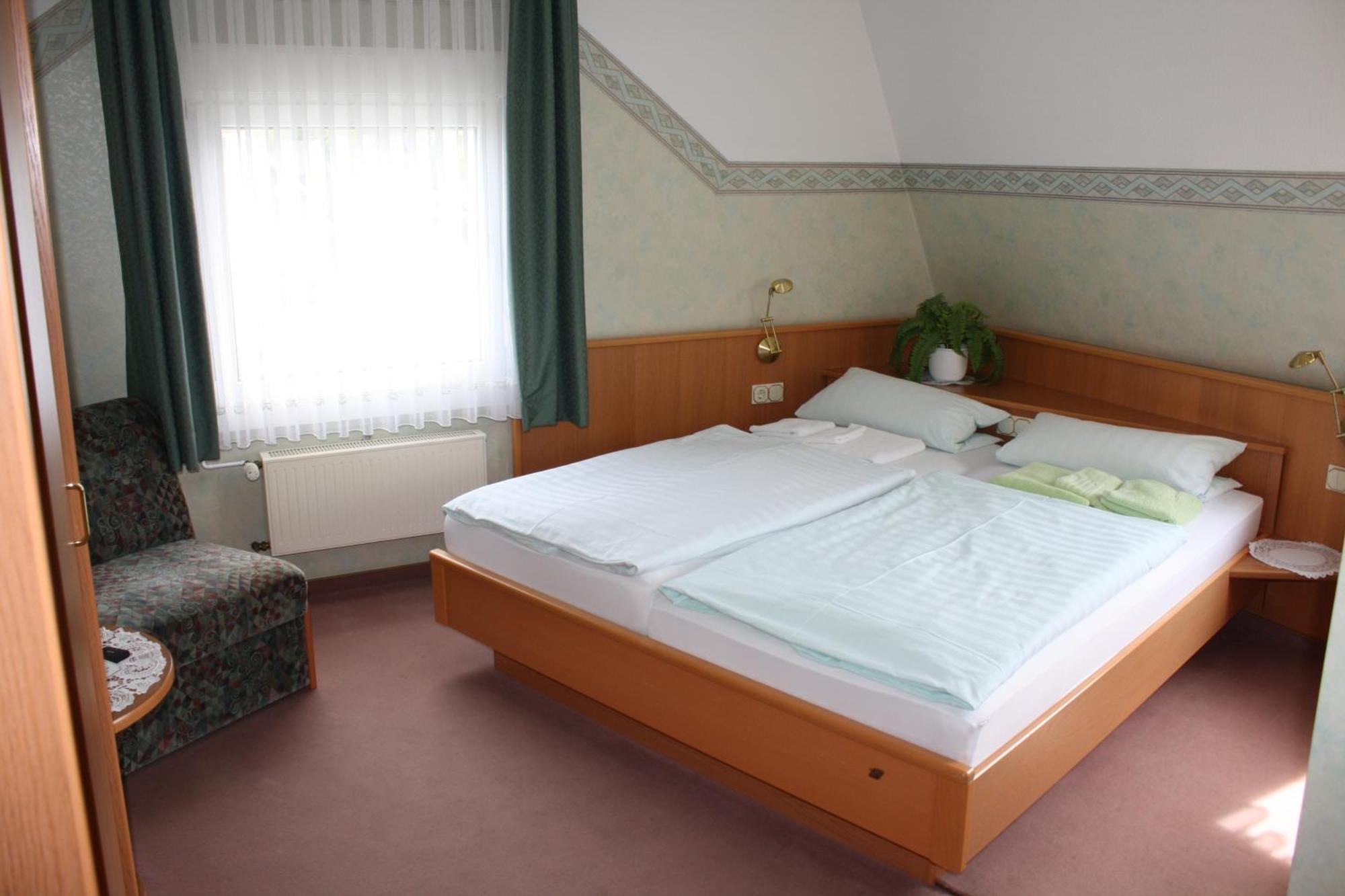 Hotel St. Hubertus Wallmerod エクステリア 写真