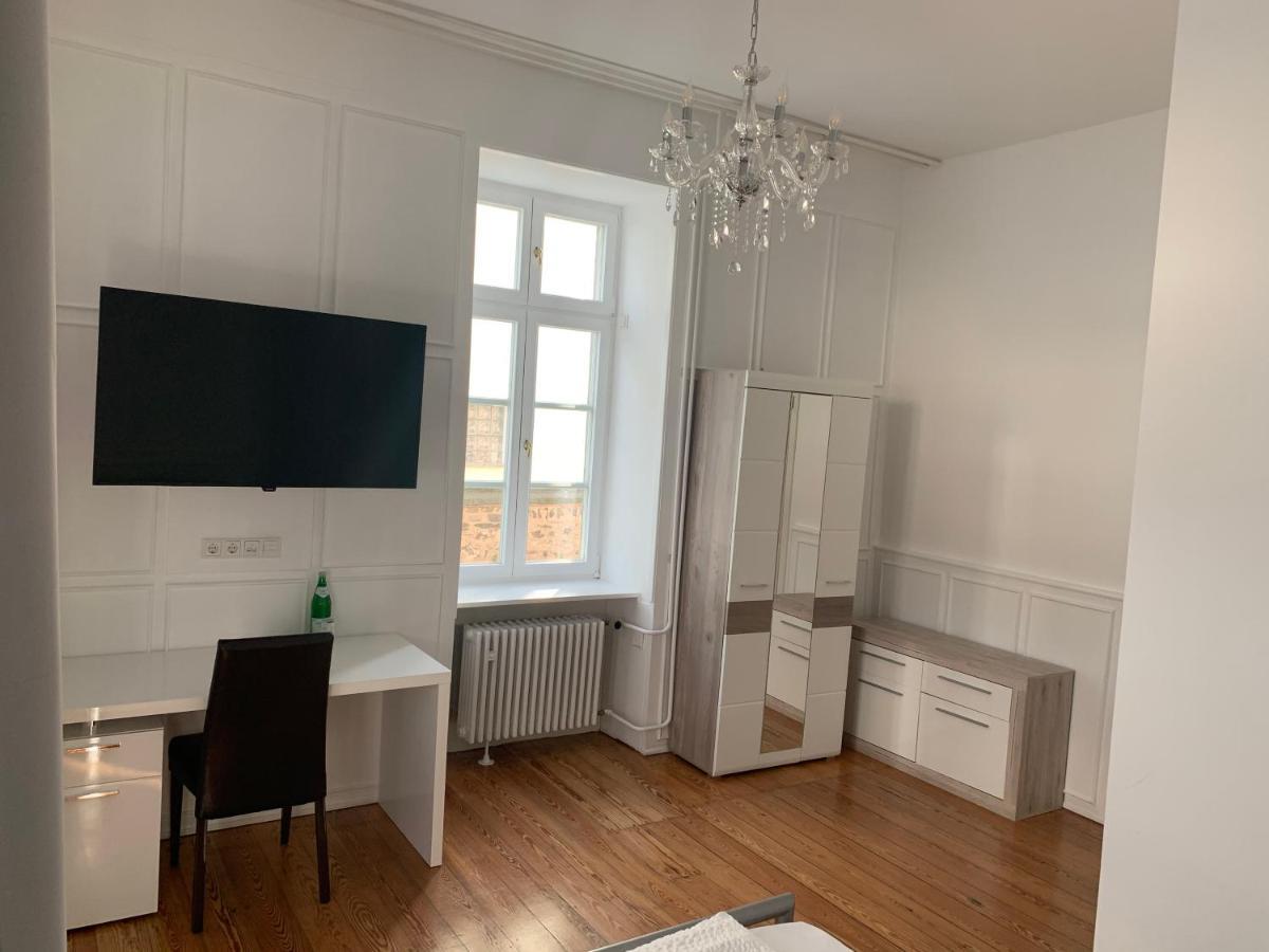 Hotel St. Hubertus Wallmerod エクステリア 写真